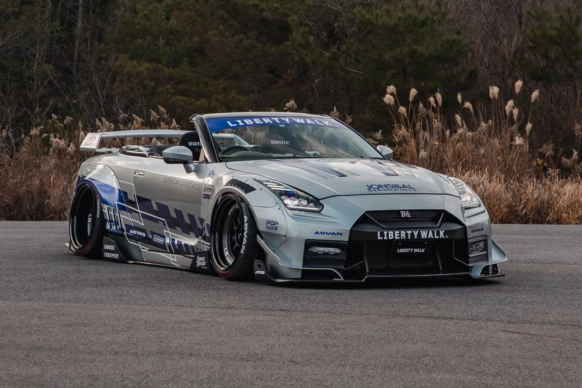 Liberty Walk 35GT-R 'Final Edition' - The Performance Company